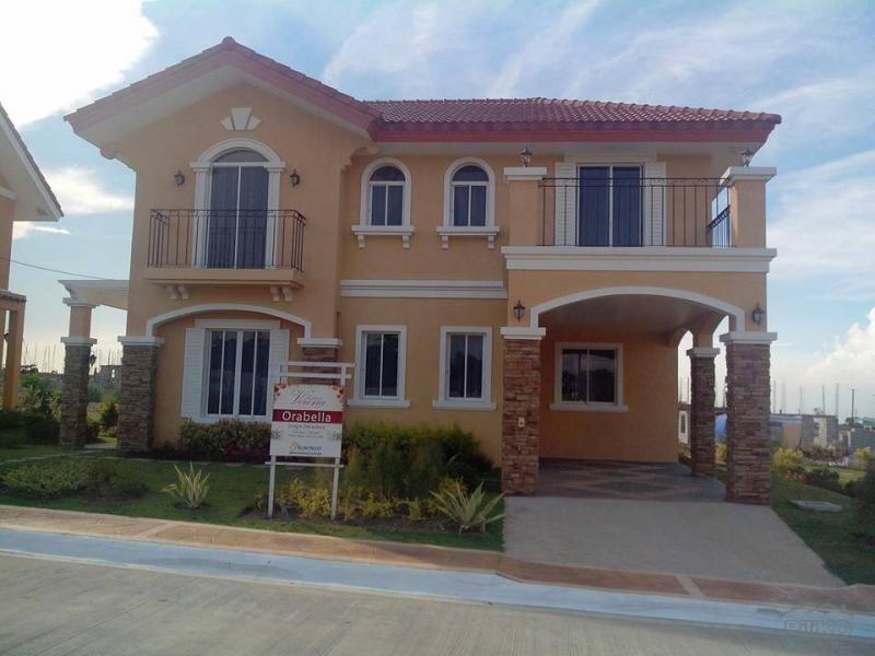 Picture of 4 bedroom House and Lot for sale in Silang