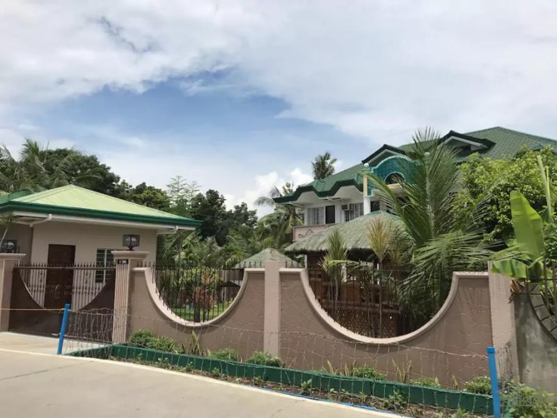 9 bedroom House and Lot for sale in Lapu Lapu in Cebu