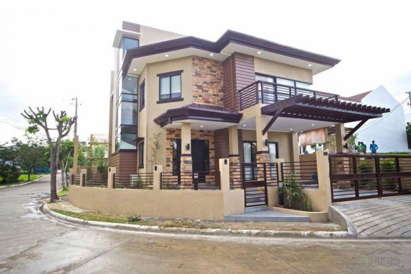 4 bedroom House and Lot for sale in Consolacion - image 2