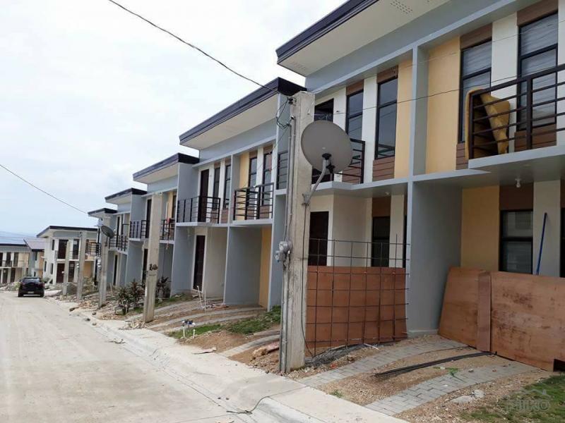2 bedroom Townhouse for sale in Naga