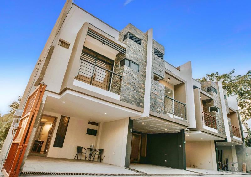 Pictures of 4 bedroom House and Lot for sale in Talisay