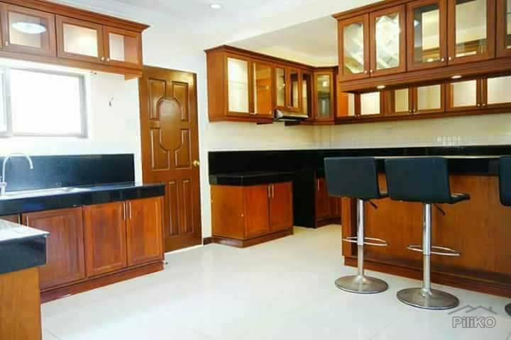 5 bedroom Houses for sale in Talisay - image 6
