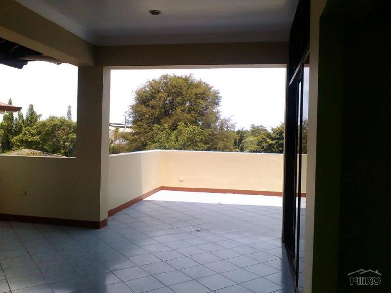 5 bedroom Houses for sale in Talisay - image 8