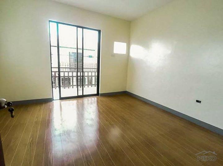 4 bedroom Houses for sale in Consolacion - image 4