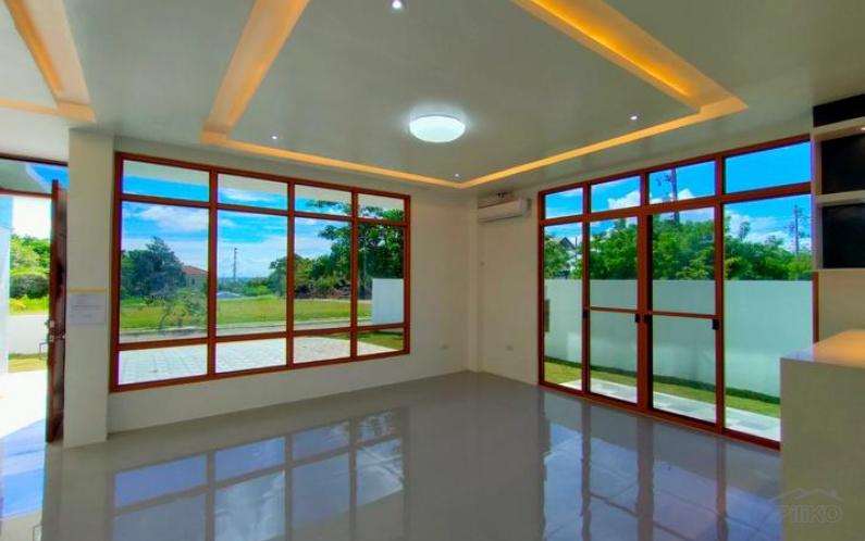 4 bedroom House and Lot for sale in Consolacion - image 11