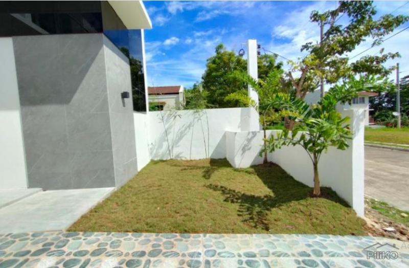 4 bedroom House and Lot for sale in Consolacion in Philippines - image