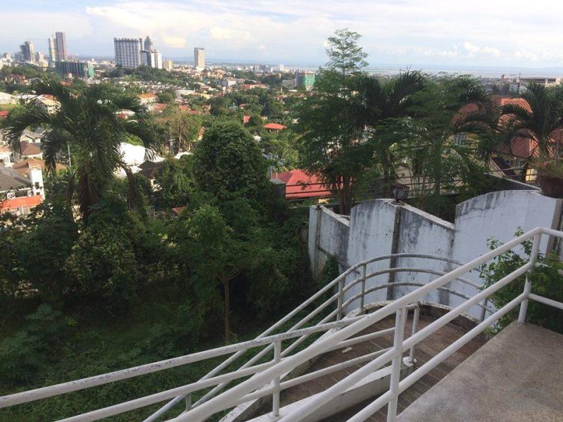 5 bedroom House and Lot for sale in Cebu City - image 16