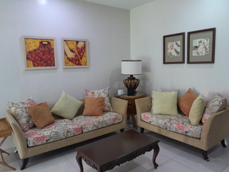6 bedroom Townhouse for rent in Cebu City in Cebu - image