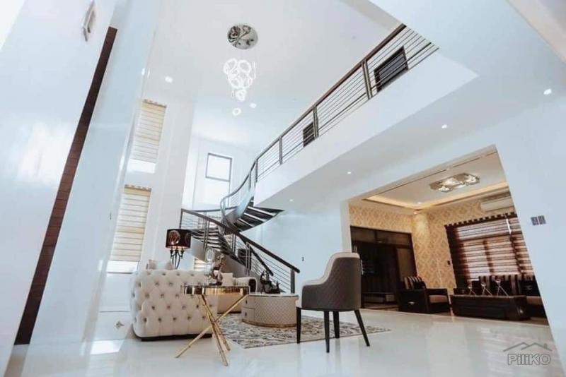 7 bedroom House and Lot for sale in Butuan - image 3