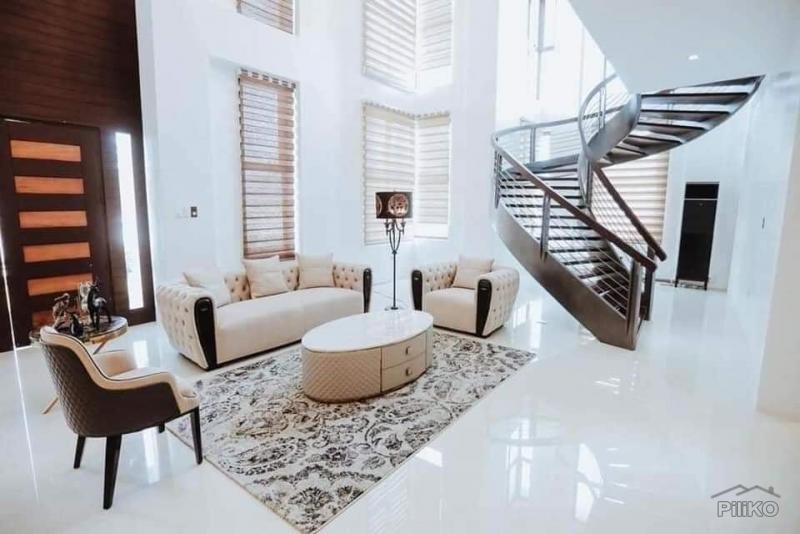 7 bedroom House and Lot for sale in Butuan - image 4