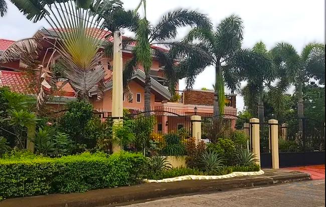 4 bedroom House and Lot for sale in Lapu Lapu