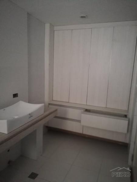 4 bedroom House and Lot for sale in Quezon City in Philippines