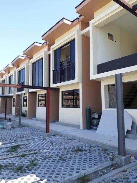 Pictures of 4 bedroom Townhouse for sale in Las Pinas