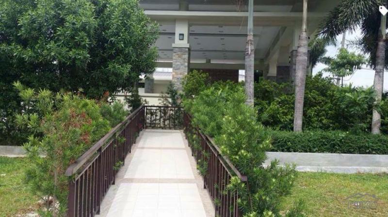 4 bedroom Townhouse for sale in Las Pinas in Philippines - image