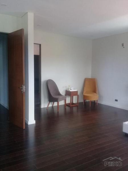 6 bedroom House and Lot for sale in Muntinlupa in Metro Manila - image