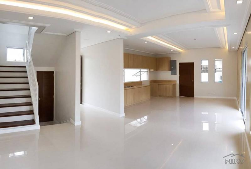 4 bedroom House and Lot for sale in Las Pinas - image 2