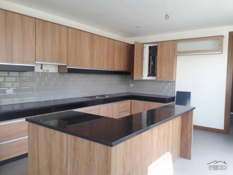 House and Lot for sale in Paranaque - image 11