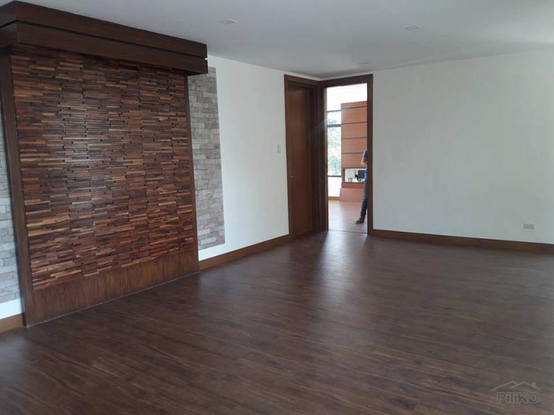House and Lot for sale in Paranaque - image 18