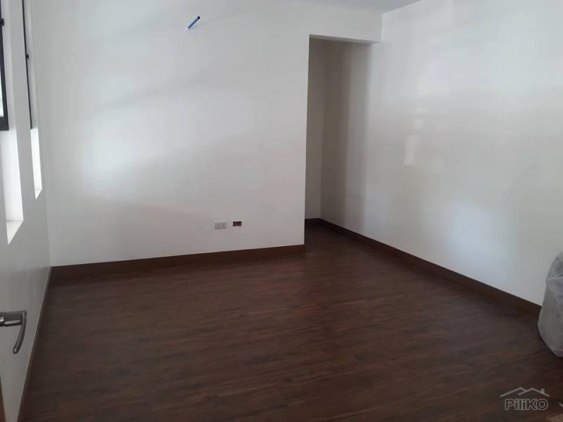 House and Lot for sale in Paranaque - image 2