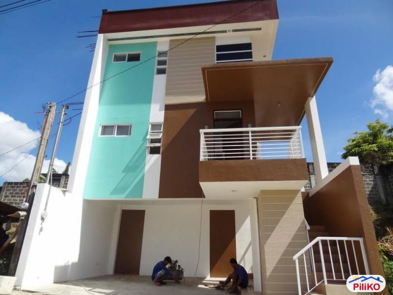 Picture of 4 bedroom House and Lot for sale in Lapu Lapu