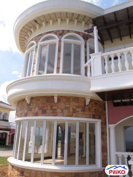 5 bedroom House and Lot for sale in Lapu Lapu - image 5