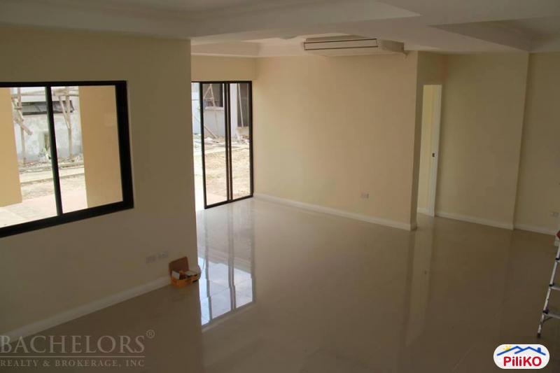 5 bedroom House and Lot for sale in Lapu Lapu - image 7