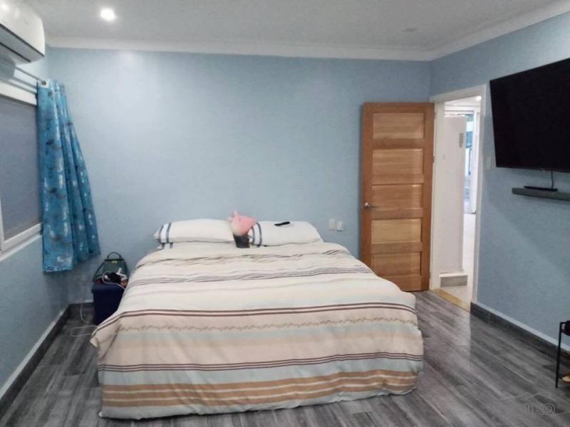 5 bedroom House and Lot for sale in Talisay - image 9