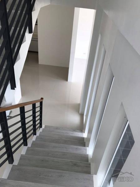 5 bedroom House and Lot for sale in Cebu City - image 5