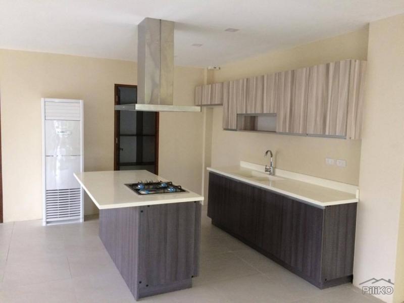5 bedroom House and Lot for sale in Cebu City - image 8