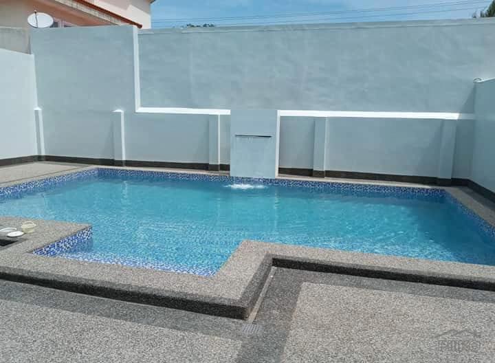 5 bedroom House and Lot for sale in Talisay - image 9