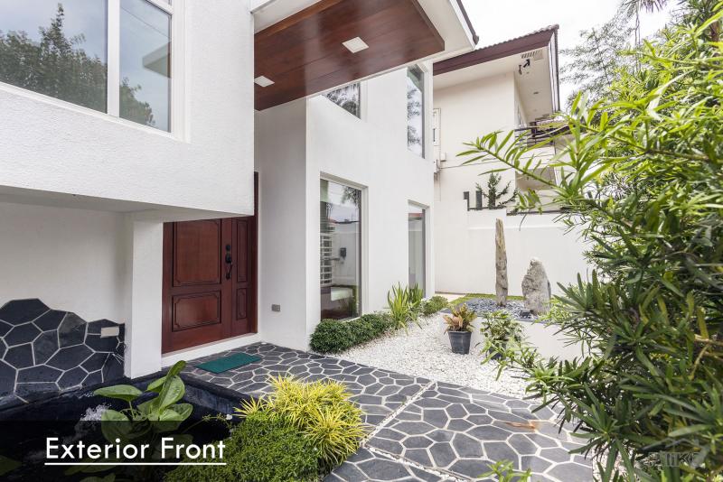 3 bedroom Houses for sale in Tagaytay in Cavite - image