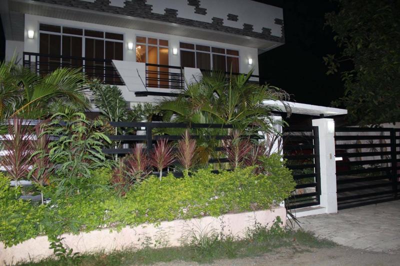 Pictures of 4 bedroom House and Lot for rent in Minglanilla