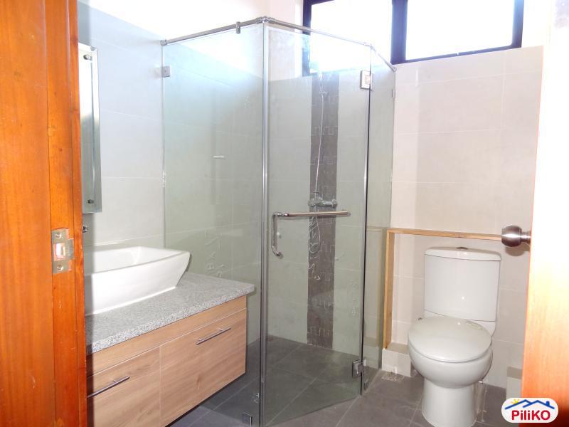 5 bedroom House and Lot for sale in Cebu City - image 12