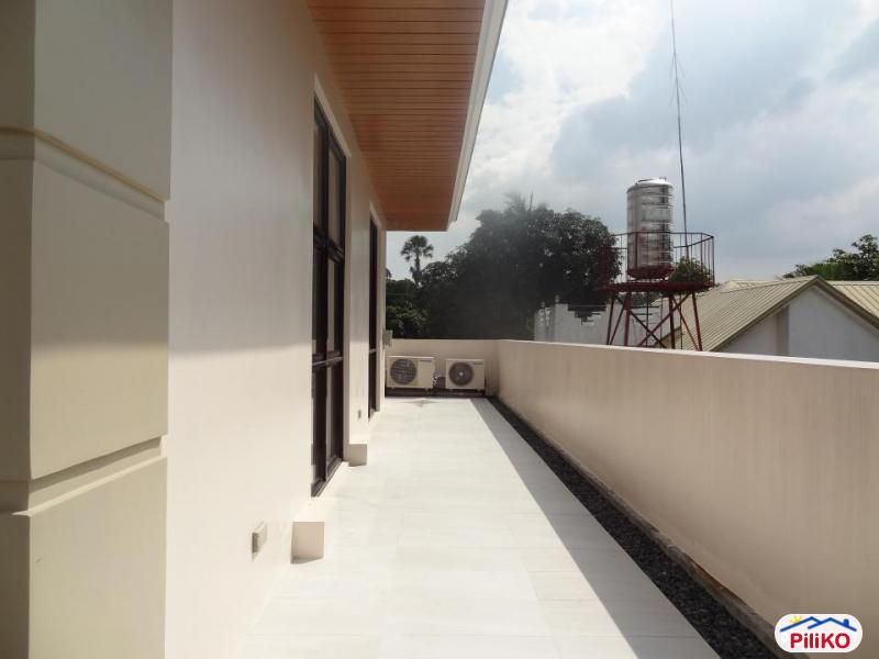 5 bedroom House and Lot for sale in Cebu City - image 9