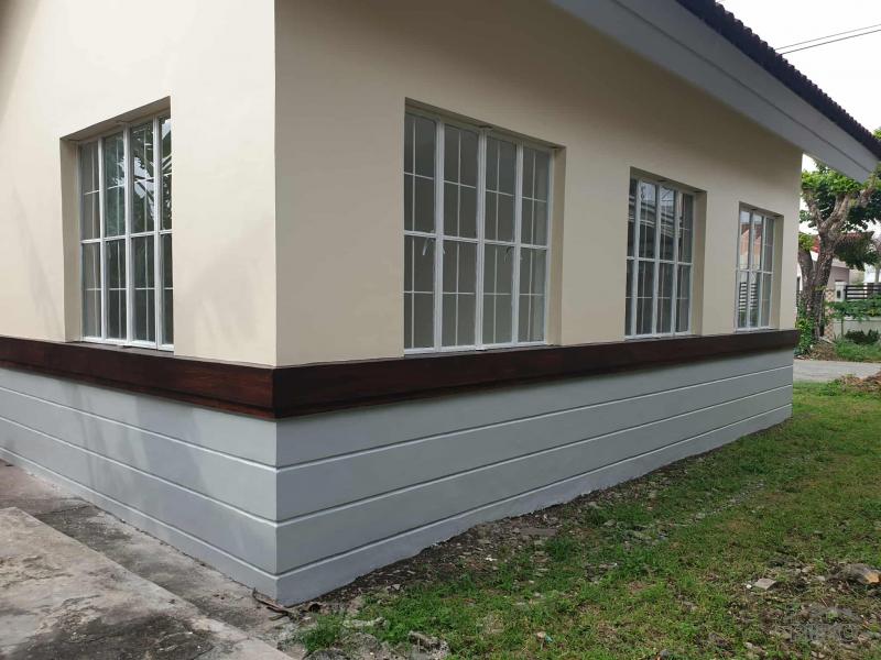 3 bedroom Houses for sale in Oton - image 9