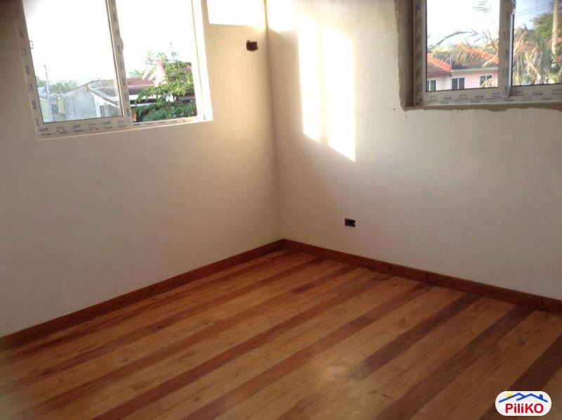 Townhouse for sale in Talisay - image 12