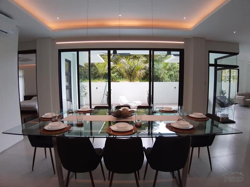 7 bedroom House and Lot for sale in Cebu City - image 2