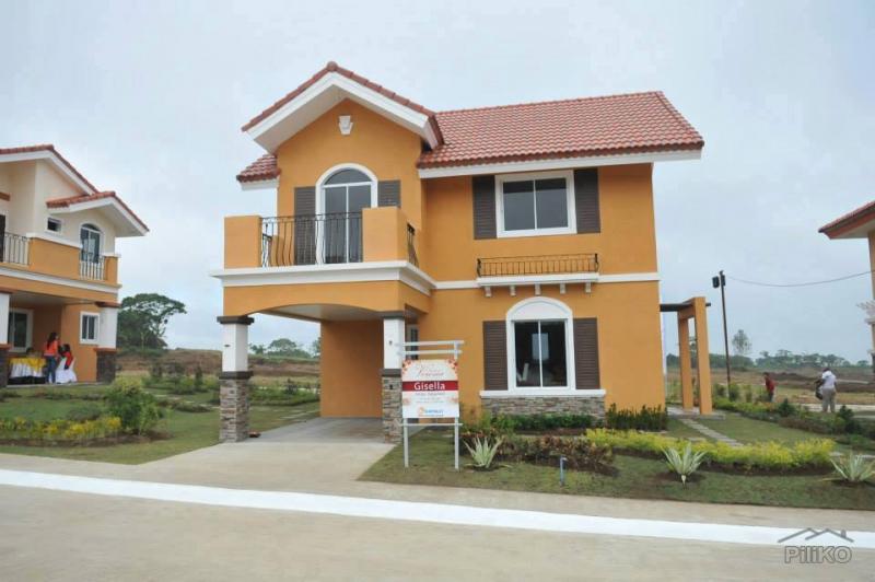 4 bedroom House and Lot for sale in Lipa in Batangas - image