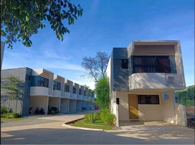 3 bedroom Townhouse for sale in San Mateo