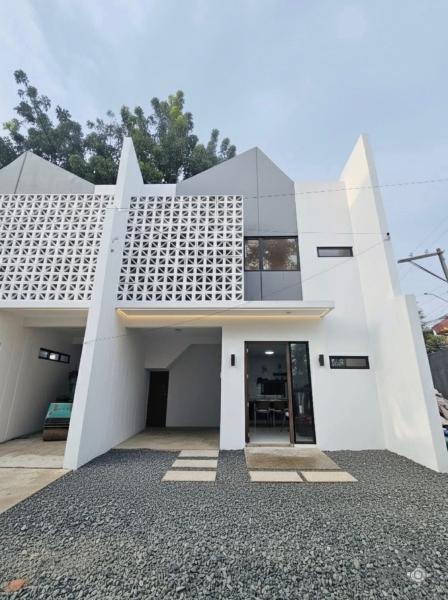 3 bedroom Townhouse for sale in Antipolo in Rizal - image