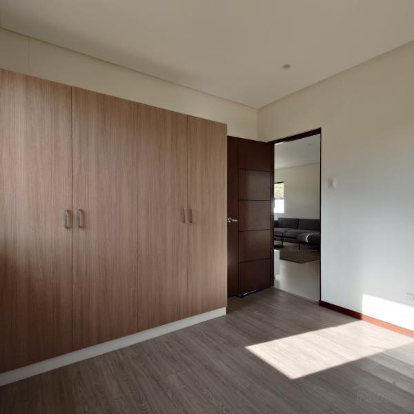 5 bedroom House and Lot for sale in Antipolo - image 4