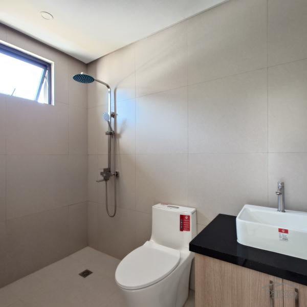 5 bedroom House and Lot for sale in Antipolo - image 9