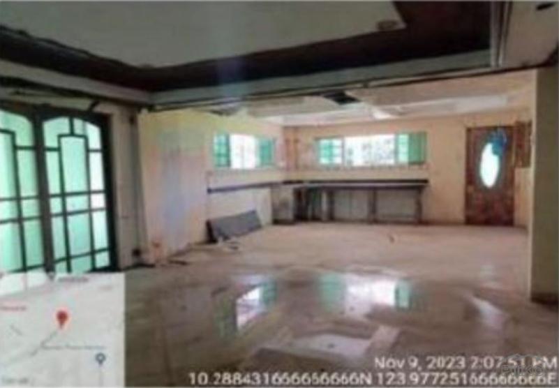 Picture of 6 bedroom House and Lot for sale in Lapu Lapu in Cebu