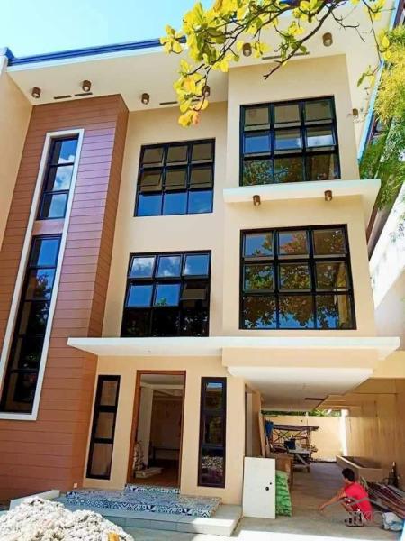 4 bedroom House and Lot for sale in Marikina - image 8