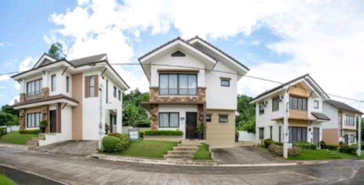 3 bedroom House and Lot for sale in Taytay - image 3