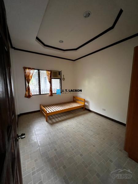 3 bedroom House and Lot for rent in Valencia - image 5