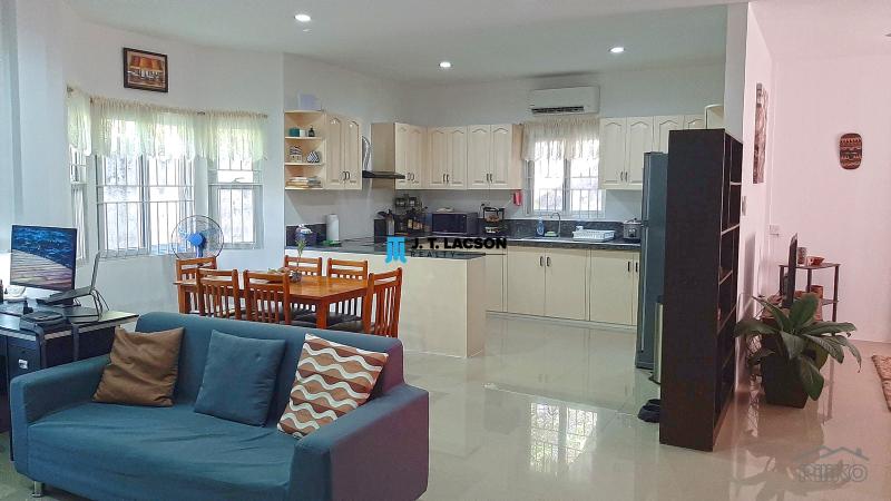 3 bedroom House and Lot for sale in Valencia - image 6
