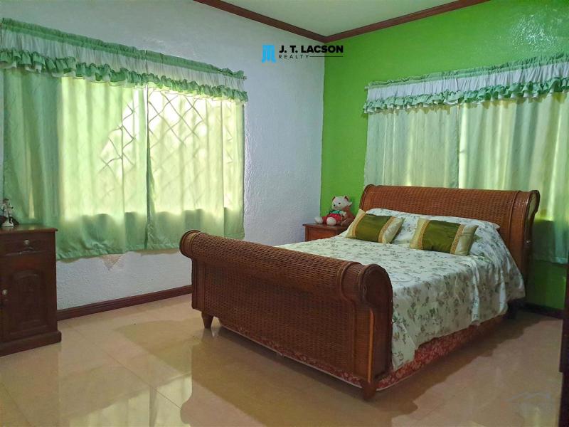 3 bedroom House and Lot for sale in Dumaguete - image 12
