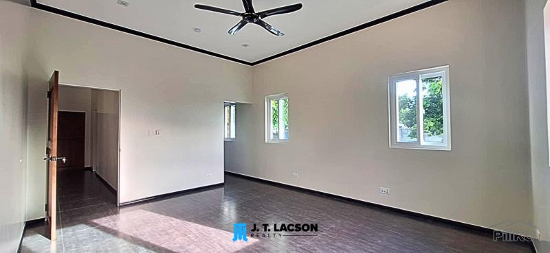 2 bedroom Houses for sale in Valencia in Negros Oriental - image