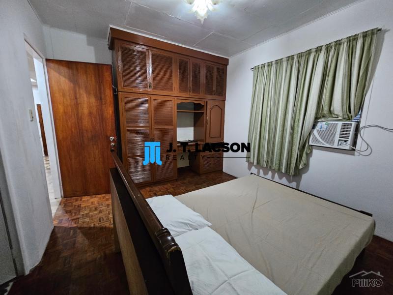 4 bedroom Houses for rent in Dumaguete - image 13